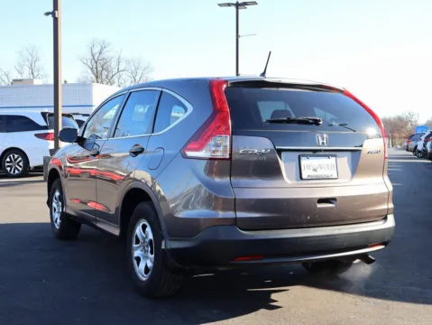 More photos of 2014 Honda CR-V LX at Jay Wolfe Honda, MO