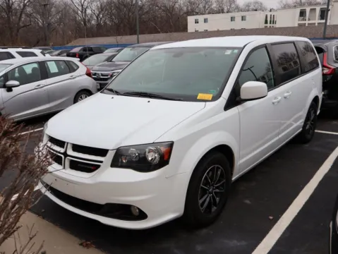 Another view of 2019 Dodge Grand Caravan GT for sale in Kansas City, MO at Jay Wolfe Honda