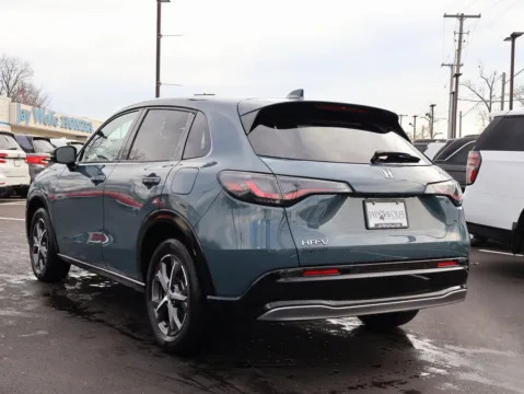 More photos of 2024 Honda HR-V EX-L at Jay Wolfe Honda, MO