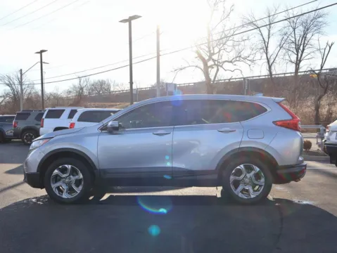 More photos of 2018 Honda CR-V EX at Jay Wolfe Honda, MO