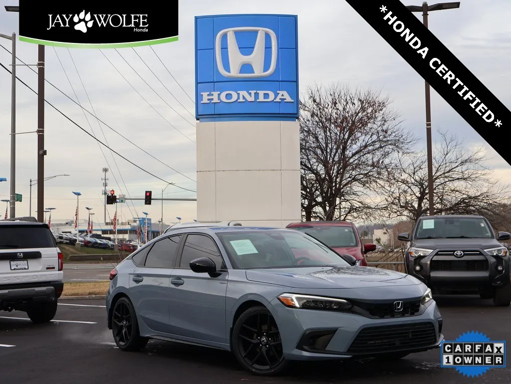 2022 Honda Civic Hatchback Sport's photo