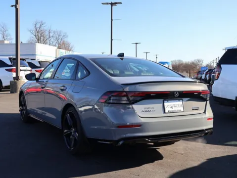 More photos of 2025 Honda Accord Hybrid Sport-L at Jay Wolfe Honda, MO