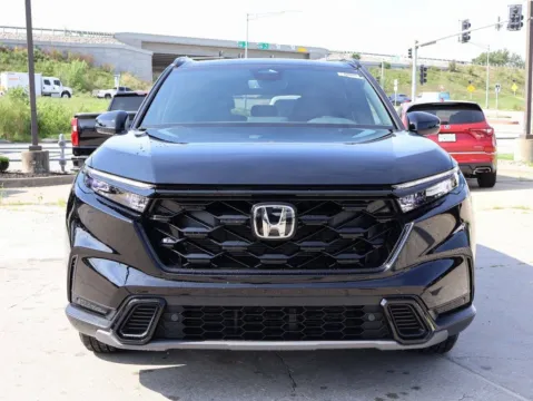 Photos of 2026 Honda CR-V Hybrid Sport-L for sale in Kansas City, MO at Jay Wolfe Honda