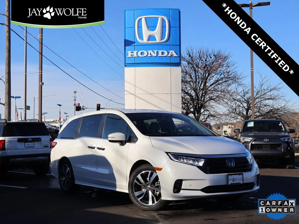 2024 Honda Odyssey Touring's photo