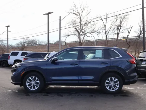 More photos of 2024 Honda CR-V LX at Jay Wolfe Honda, MO