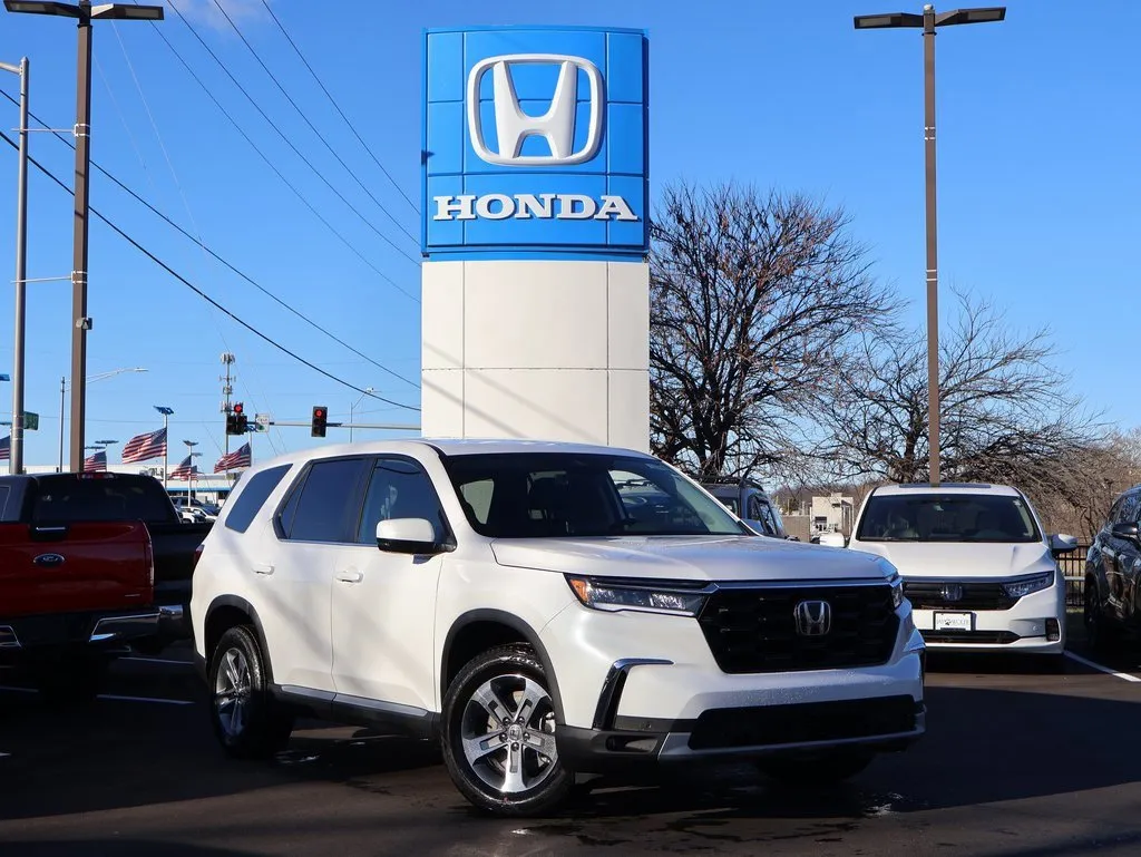 2025 Honda Pilot EX-L for sale in Kansas City, MO