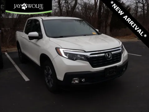 White 2019 Honda Ridgeline RTL-T for sale in Kansas City, MO