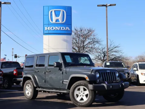 Gray 2018 Jeep Wrangler JK Unlimited Sport S for sale in Kansas City, MO