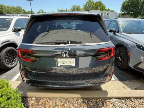 More photos of 2026 Honda Odyssey EX-L at Jay Wolfe Honda, MO