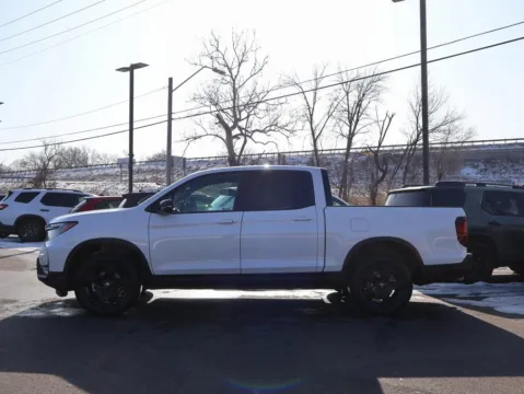 More photos of 2026 Honda Ridgeline Black Edition at Jay Wolfe Honda, MO