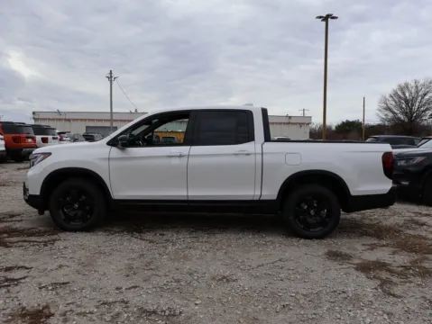 Photos of 2026 Honda Ridgeline Black Edition for sale in Kansas City, MO at Jay Wolfe Honda