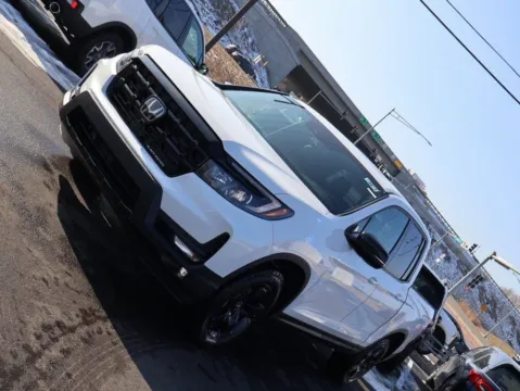 Another view of 2026 Honda Ridgeline Black Edition for sale in Kansas City, MO at Jay Wolfe Honda