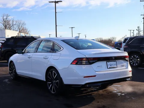 More photos of 2025 Honda Accord Hybrid Touring at Jay Wolfe Honda, MO