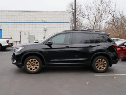 More photos of 2023 Honda Passport TrailSport at Jay Wolfe Honda, MO