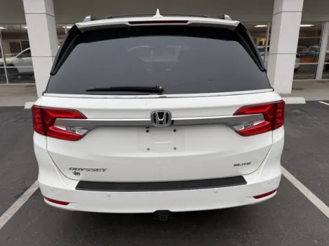 More photos of 2019 Honda Odyssey Elite at Jay Wolfe Honda, MO