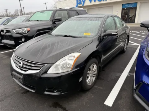 Another view of 2012 Nissan Altima 2.5 SL for sale in Kansas City, MO at Jay Wolfe Honda