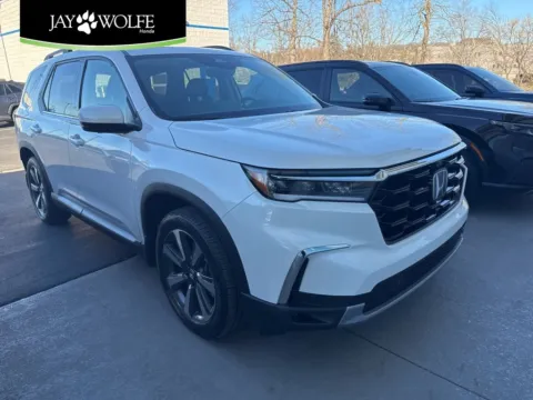 White 2025 Honda Pilot Elite for sale in Kansas City, MO