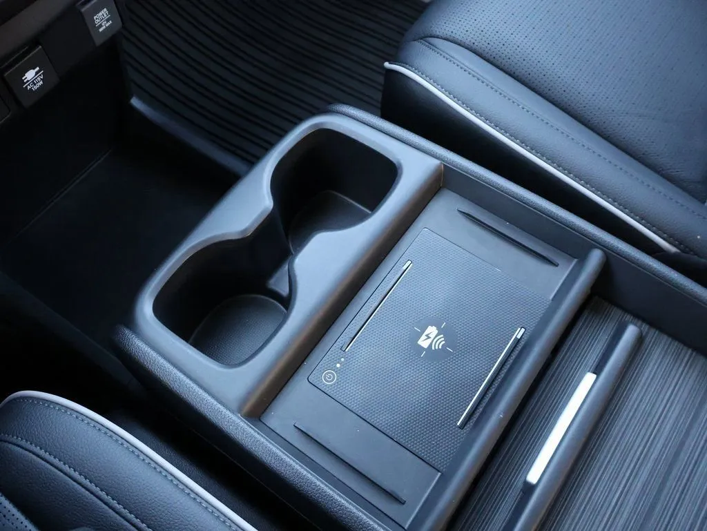 2026 Honda Odyssey Elite - Photo 19