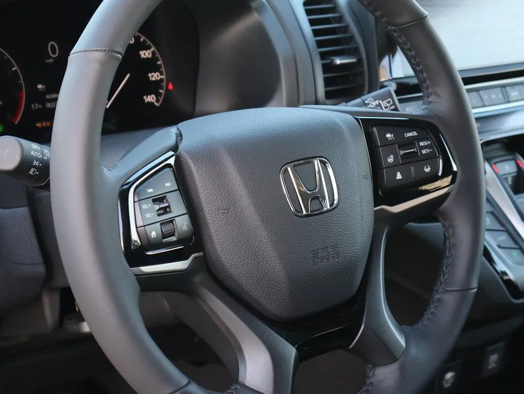 2026 Honda Odyssey Elite - Photo 15
