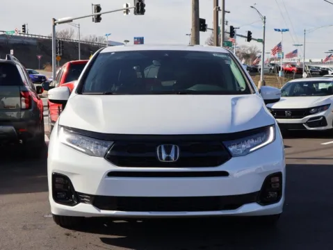 Photos of 2026 Honda Odyssey Elite for sale in Kansas City, MO at Jay Wolfe Honda