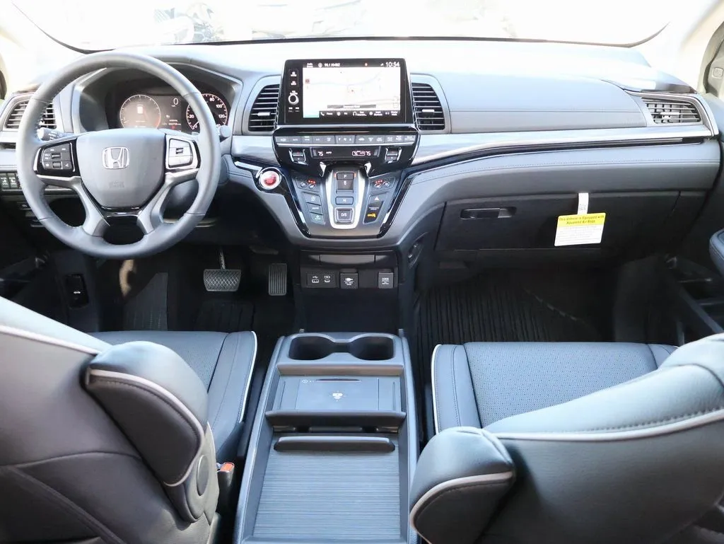 2026 Honda Odyssey Elite - Photo 10