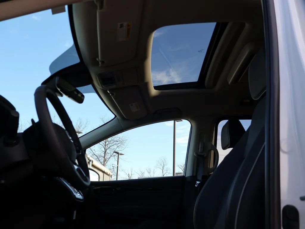 2026 Honda Odyssey Elite - Photo 24