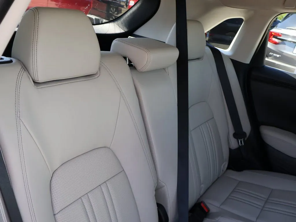 2026 Honda HR-V EX-L - Photo 10