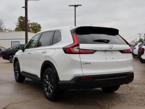 More photos of 2026 Honda HR-V EX-L at Jay Wolfe Honda, MO