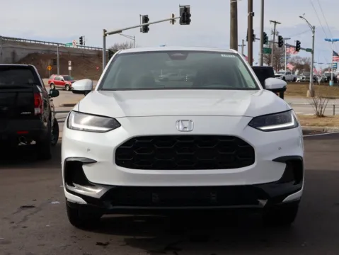 Photos of 2026 Honda HR-V EX-L for sale in Kansas City, MO at Jay Wolfe Honda