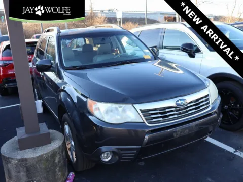 Gray 2010 Subaru Forester 2.5X Limited for sale in Kansas City, MO