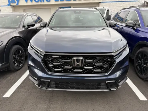 Photos of 2026 Honda CR-V Hybrid Sport-L for sale in Kansas City, MO at Jay Wolfe Honda