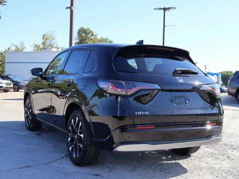 More photos of 2026 Honda HR-V EX-L at Jay Wolfe Honda, MO
