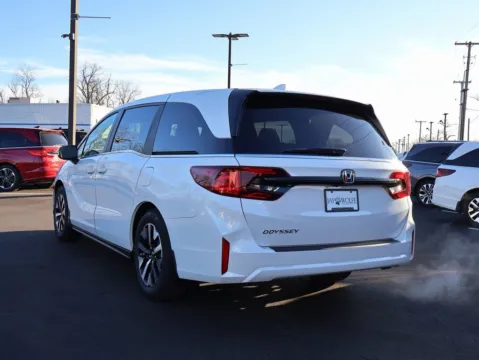 More photos of 2026 Honda Odyssey EX-L at Jay Wolfe Honda, MO