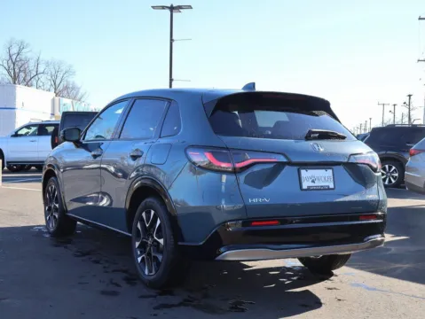 More photos of 2026 Honda HR-V EX-L at Jay Wolfe Honda, MO