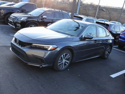 More photos of 2023 Honda Civic Hatchback LX at Jay Wolfe Honda, MO