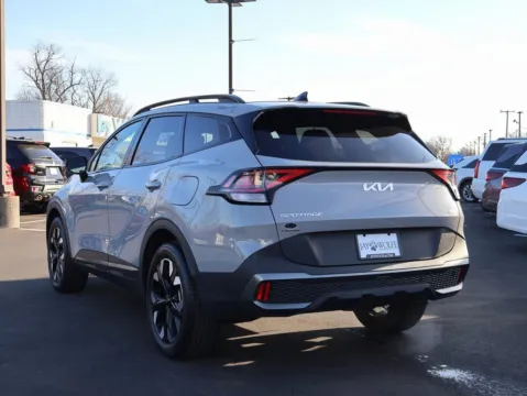 More photos of 2023 Kia Sportage X-Line at Jay Wolfe Honda, MO