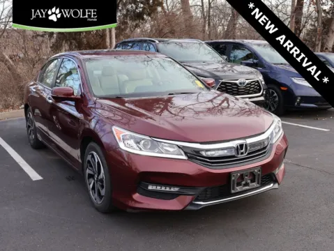 Red 2016 Honda Accord Sedan EX-L for sale in Kansas City, MO