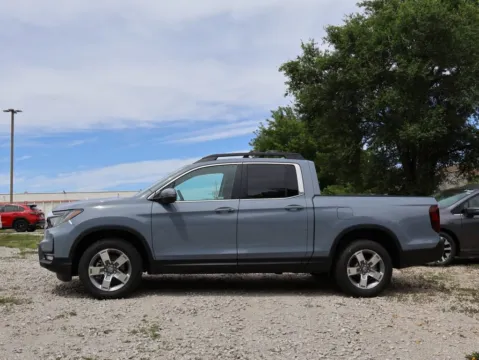 More photos of 2026 Honda Ridgeline RTL at Jay Wolfe Honda, MO