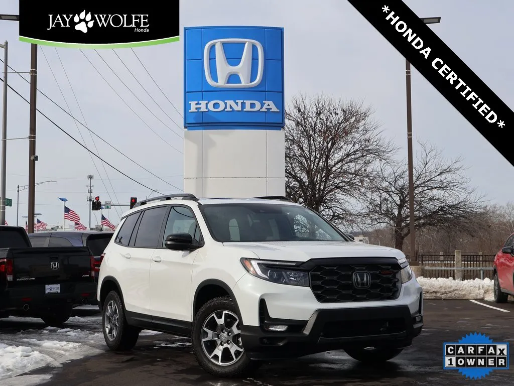 Used 2023 Honda Passport TrailSport with VIN 5FNYF8H69PB040548 for sale in Kansas City