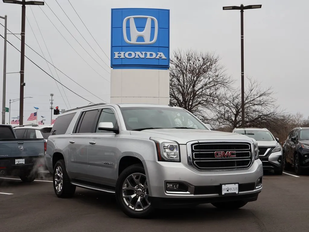 Used 2015 GMC Yukon XL SLE with VIN 1GKS2GKC7FR276154 for sale in Kansas City