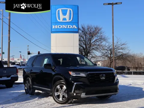 Black 2023 Honda Pilot EX-L 8 Passenger for sale in Kansas City, MO