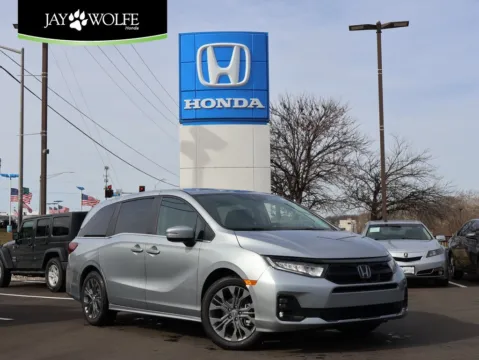 Silver 2026 Honda Odyssey Touring for sale in Kansas City, MO