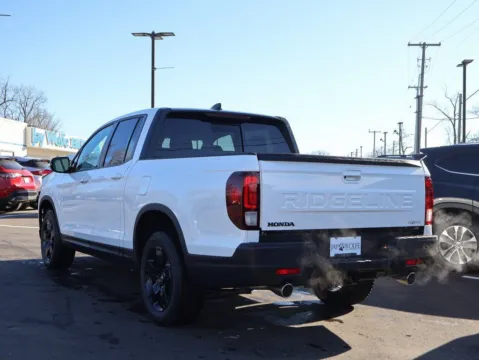 More photos of 2026 Honda Ridgeline Black Edition Two-Tone at Jay Wolfe Honda, MO