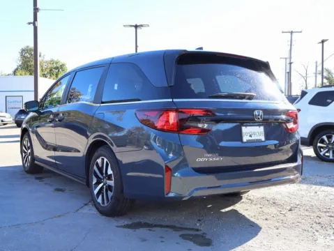 More photos of 2026 Honda Odyssey EX-L at Jay Wolfe Honda, MO