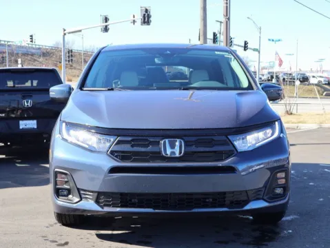 Photos of 2026 Honda Odyssey EX-L for sale in Kansas City, MO at Jay Wolfe Honda