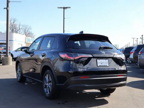 More photos of 2026 Honda HR-V LX at Jay Wolfe Honda, MO