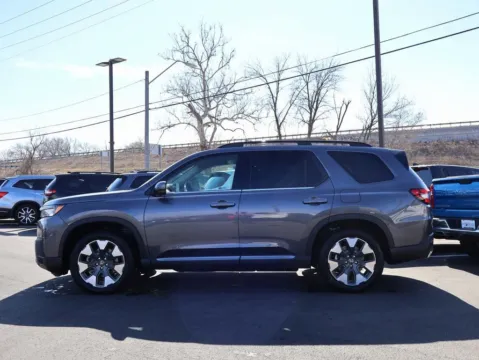 More photos of 2026 Honda Pilot Touring at Jay Wolfe Honda, MO