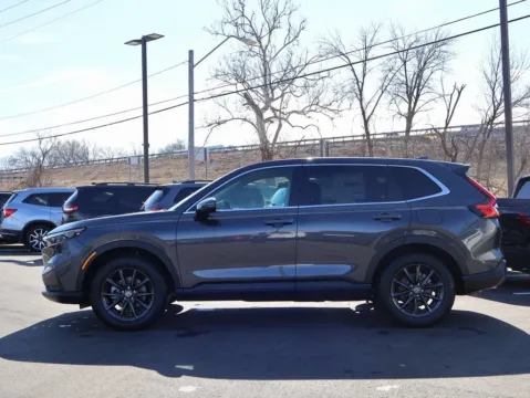 More photos of 2026 Honda CR-V EX-L at Jay Wolfe Honda, MO