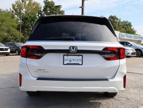More photos of 2026 Honda Odyssey EX-L at Jay Wolfe Honda, MO
