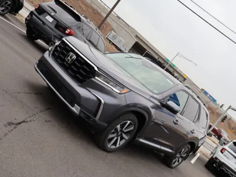 Another view of 2025 Honda Pilot Elite for sale in Kansas City, MO at Jay Wolfe Honda